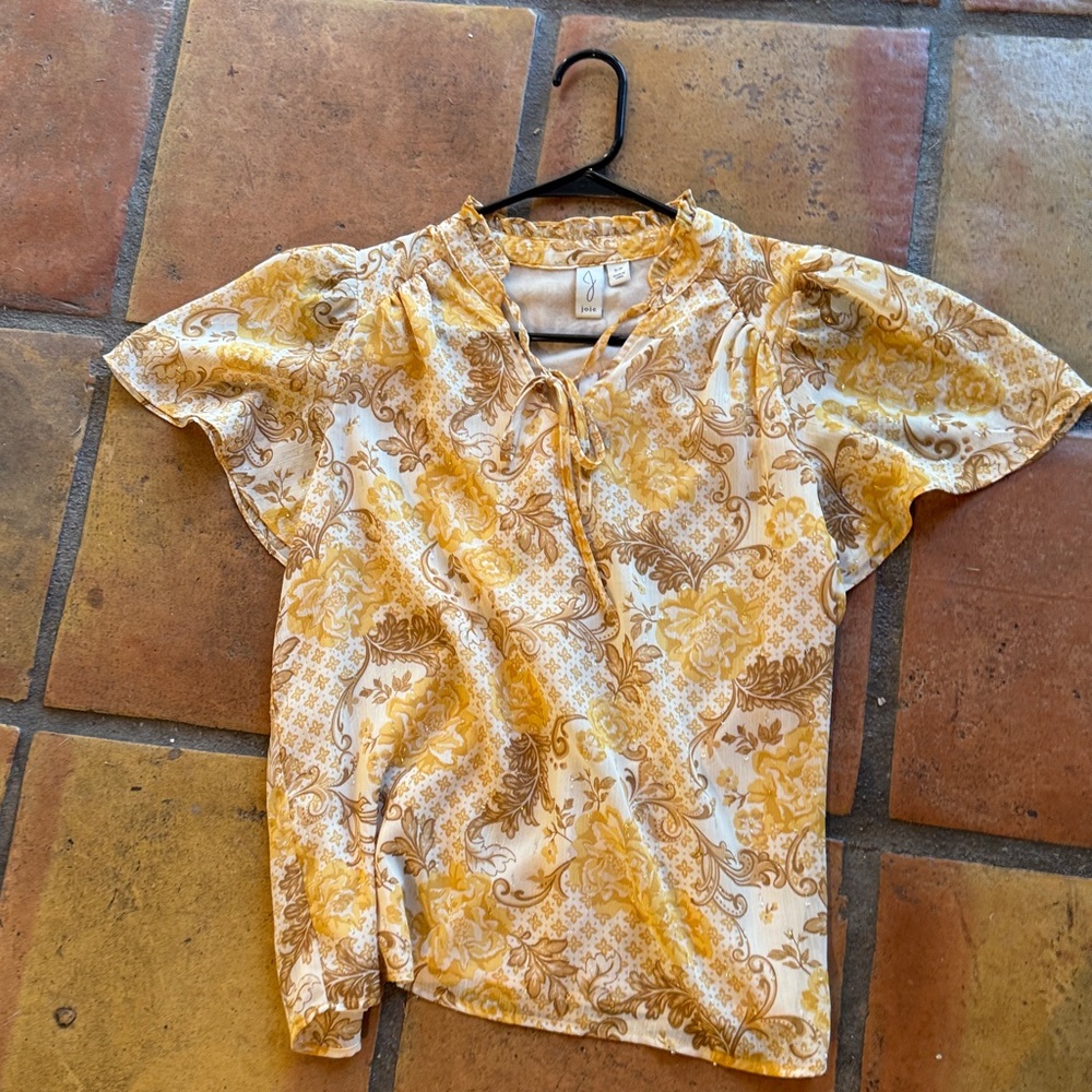 Joie Yellow and Cream Floral Blouse size Small, excellent condition
